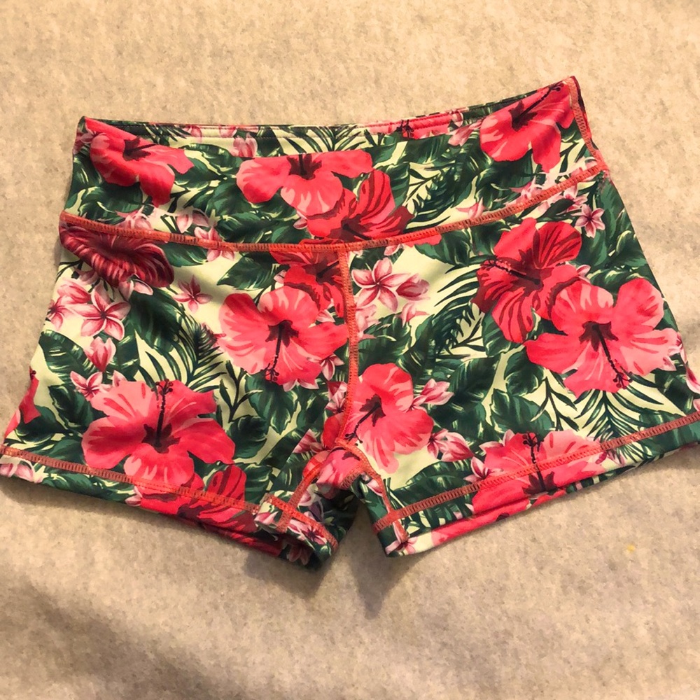 IAB Mfg I AM BECOMING 3” Shorts, Hibiscus, Size 6/S